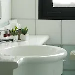 Leonardo Da Vinci Hotel Erba