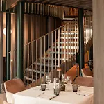 Leonardo Da Vinci Hotel 4*