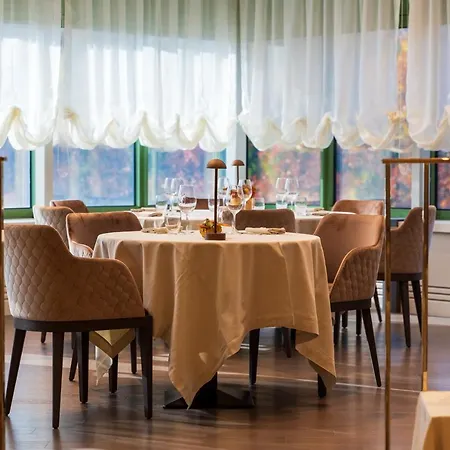 Leonardo Da Vinci Hotel Erba