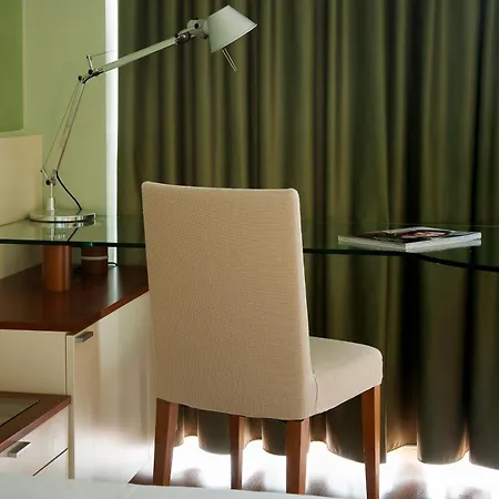 Hotel Leonardo Da Vinci 4*