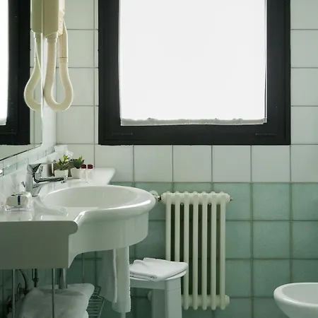 Hotel Leonardo Da Vinci Erba