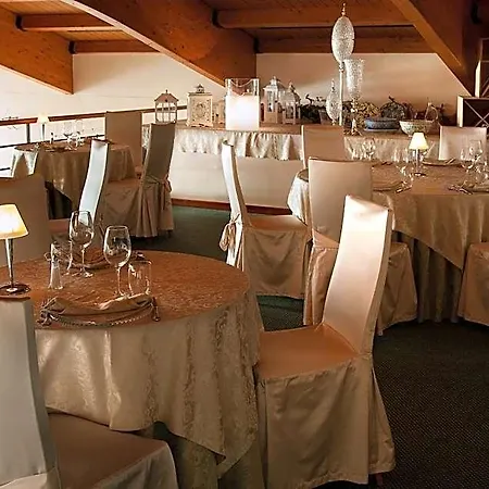 Leonardo Da Vinci Hotel Erba