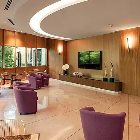 Leonardo Da Vinci Hotel Erba