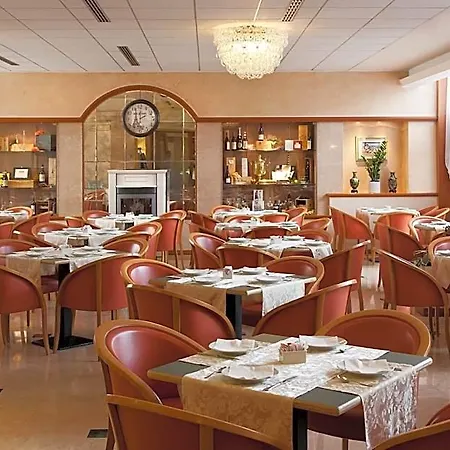 Hotel Leonardo Da Vinci 4*