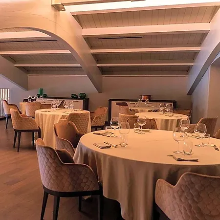 Leonardo Da Vinci Hotel 4*