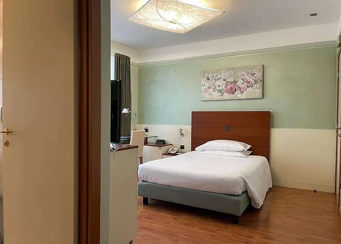 Hotel Leonardo Da Vinci 4*