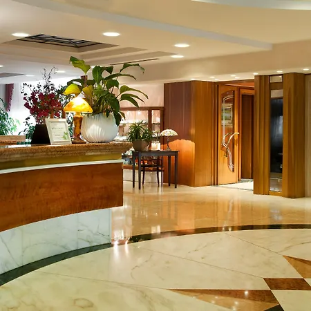 Szálloda Leonardo Da Vinci